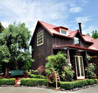 Clear Creek Cottage - Goulburn Accommodation