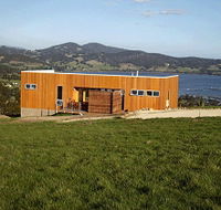 Deck House - Goulburn Accommodation