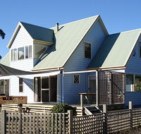 The Big Blue Retreat - Goulburn Accommodation