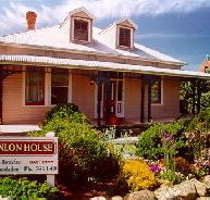 Hanlon House - Goulburn Accommodation