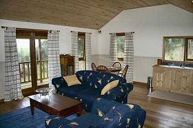 Coal Valley Cottage - Goulburn Accommodation 0