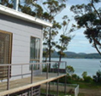 White Beach Cottage - Goulburn Accommodation