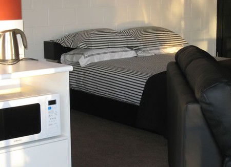 Sheer Pleasure Accommodation - Goulburn Accommodation 1