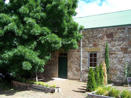 Cleburne - Goulburn Accommodation 5