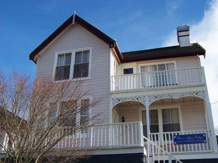 Devonport Historic Cottages - Goulburn Accommodation 3