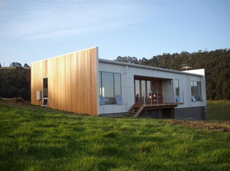 Deck House - Goulburn Accommodation 1