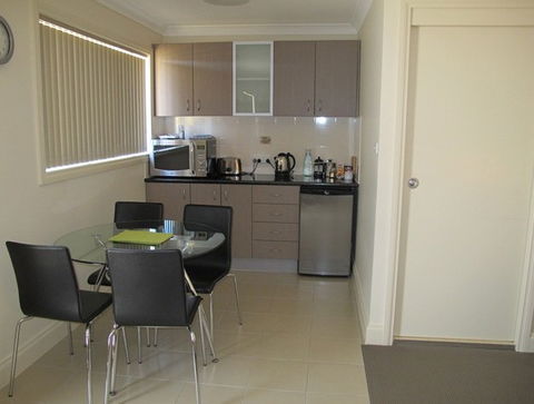 West Wing Guest House - Goulburn Accommodation 2