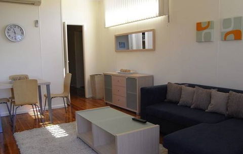 A Husky Sea-Esta - Goulburn Accommodation 4