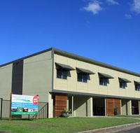 Maclean Stays - Goulburn Accommodation
