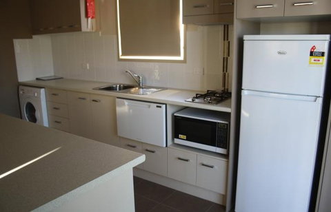 Bowlo Holiday Cabins - Goulburn Accommodation 0