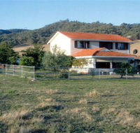 Cossettini High Country Retreat - Goulburn Accommodation
