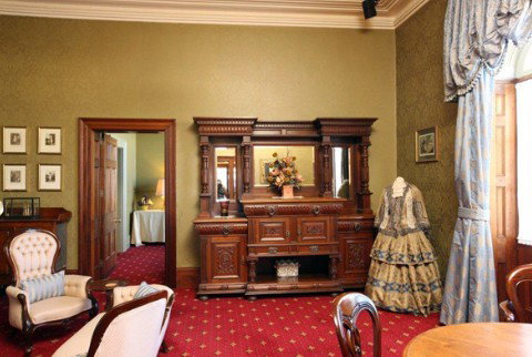 Mandelson's Of Goulburn - Goulburn Accommodation 3
