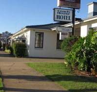 The Coach House Hotel Motel - Goulburn Accommodation