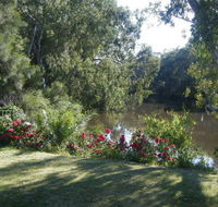 Bidgee Bankside Cottage - Goulburn Accommodation