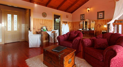 A Settlers Cottage - Goulburn Accommodation 1