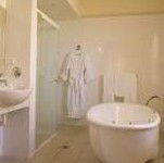 Amazing Country Escapes - Five Frogs - Goulburn Accommodation 4