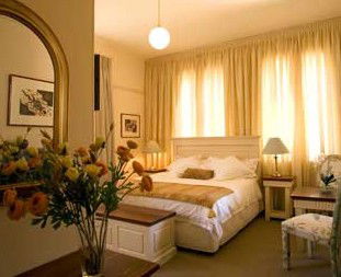 Amazing Country Escapes - Five Frogs - Goulburn Accommodation 5