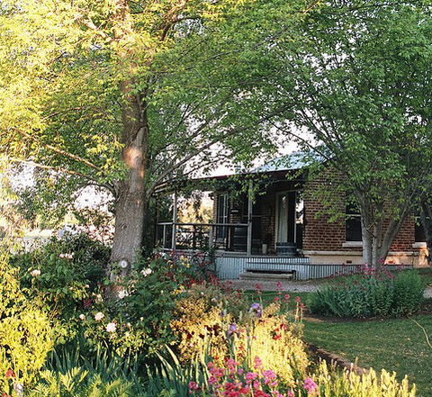 Amazing Country Escapes - Evanslea By The River - Goulburn Accommodation 0