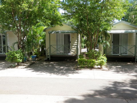Emerald Cabin And Caravan Village - Goulburn Accommodation 2