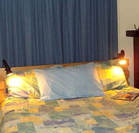 Orchid House - Goulburn Accommodation
