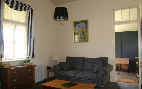 Applegrove Farm - Goulburn Accommodation 0