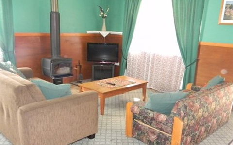 Murray Gardens Country Cottages And Motel - Goulburn Accommodation 1