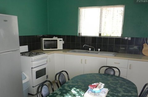 Murray Gardens Country Cottages And Motel - Goulburn Accommodation 2