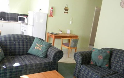 Murray Gardens Country Cottages And Motel - Goulburn Accommodation 3