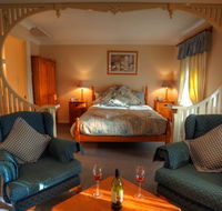 Honeysuckle Cottages and The Rocks Restaurant - Goulburn Accommodation