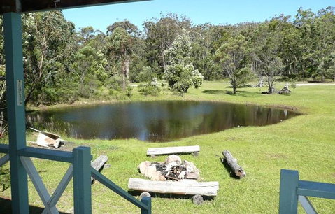Possums Hollow And Hooters Hut - Goulburn Accommodation 0