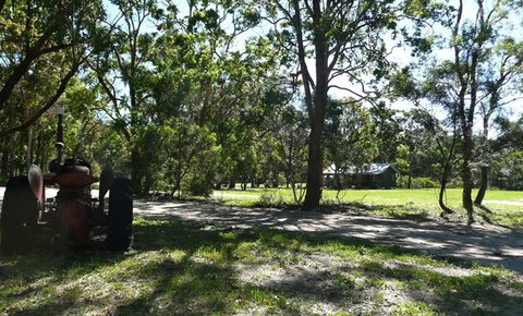 Possums Hollow And Hooters Hut - Goulburn Accommodation 2