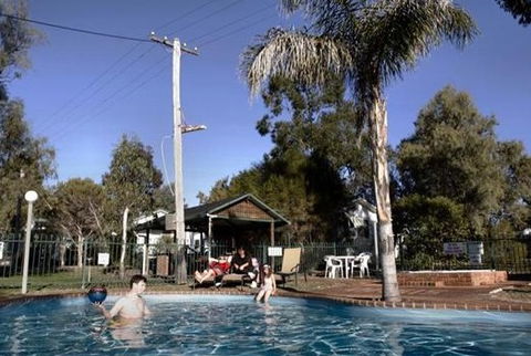 Kahlers Oasis Caravan Park - Goulburn Accommodation 1