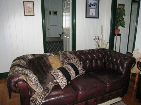 Pitstop Lodge Guesthouse And Bed And Breakfast - Goulburn Accommodation 4