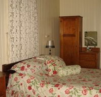 Albion Cottage - Goulburn Accommodation