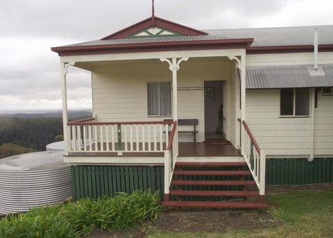 Bunya Spires - Holiday Home - Goulburn Accommodation 5