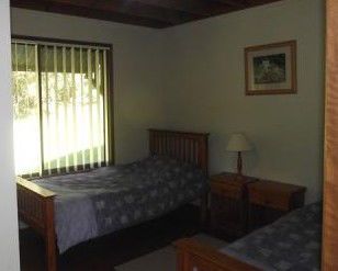 Lilypilly Lodge - Holiday Home - Goulburn Accommodation 1