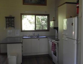 Lilypilly Lodge - Holiday Home - Goulburn Accommodation 3