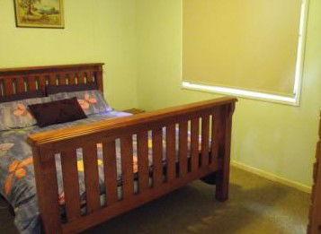 Daydreams - Holiday Home - Goulburn Accommodation 2