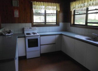 Oodgeroo - Chalet - Goulburn Accommodation 3