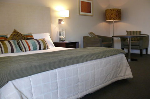 Country Comfort Toowoomba - Goulburn Accommodation 2