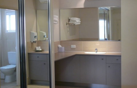 Country Comfort Toowoomba - Goulburn Accommodation 3