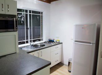 Homewood Cottages - Goulburn Accommodation 0