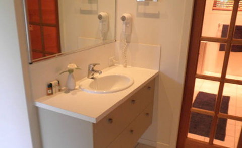 Ravensbourne Escape Silverwood Lodge - Goulburn Accommodation 0