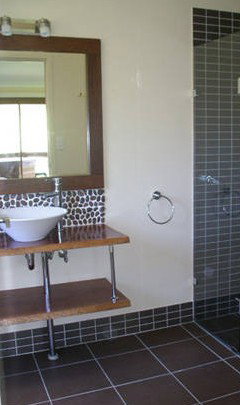 Ravensbourne Escape Tree Tops - Goulburn Accommodation 1