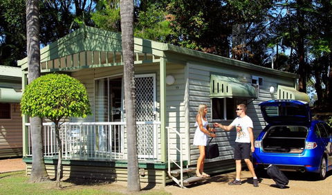 Ashmore Palms Holiday Village - Goulburn Accommodation 4
