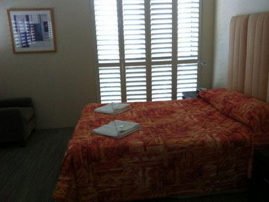 Grand Apartments - Goulburn Accommodation 0