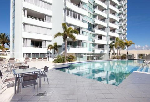 Grand Apartments - Goulburn Accommodation 5