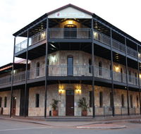 The Esplanade Hotel - Goulburn Accommodation