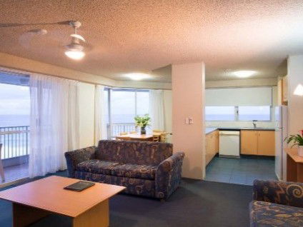 Surfers Royale Resort - Goulburn Accommodation 3