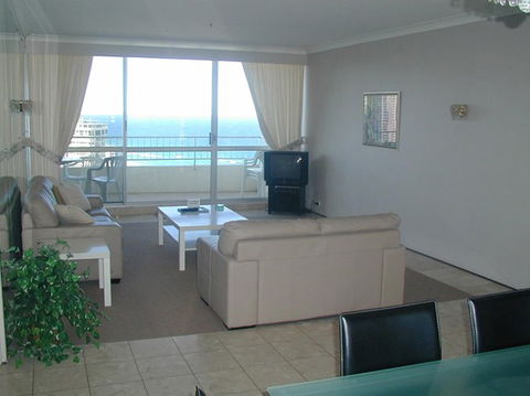 Golden Gate Resort - Goulburn Accommodation 3